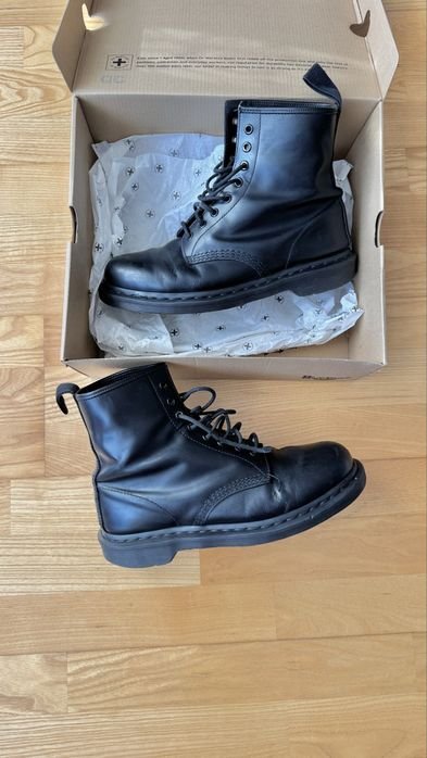 Men Dr. Martens Boots Black Leather 43