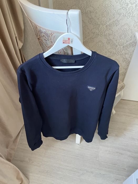 Мужской Prada Свитер Синий 38