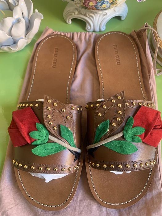 Женские Miu Miu Шльопанці 40.5