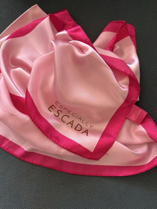 Унисекс Escada Хустка Шовковий Сатин 100x100см