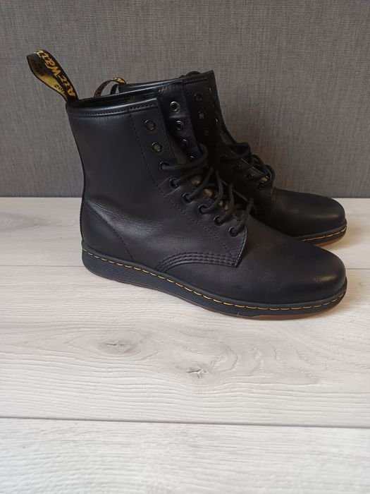 Men Dr. Martens Boots Black Leather 43