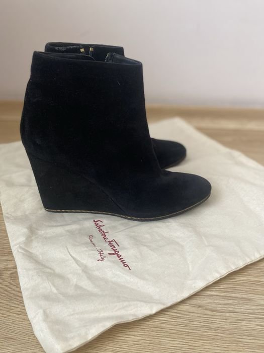 Женские Salvatore Ferragamo Черевики Чёрные 38.5