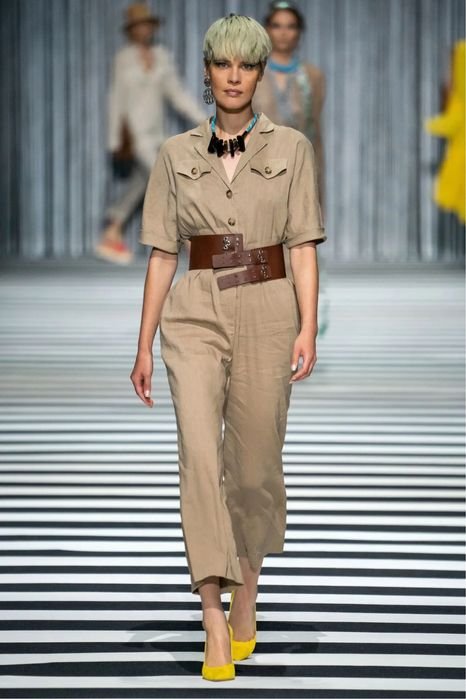 Женский Marc Cain Комбинезон Бежевый S