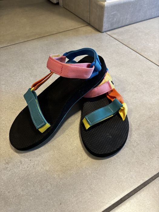 Женские Teva Сандали Многоцветные 37