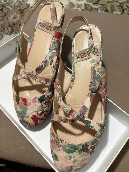Женские Kenzo Босоножки Кожа 39