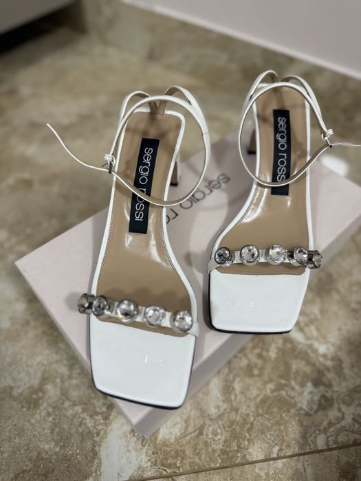 Женские Sergio Rossi Босоножки Белые Кожа 38