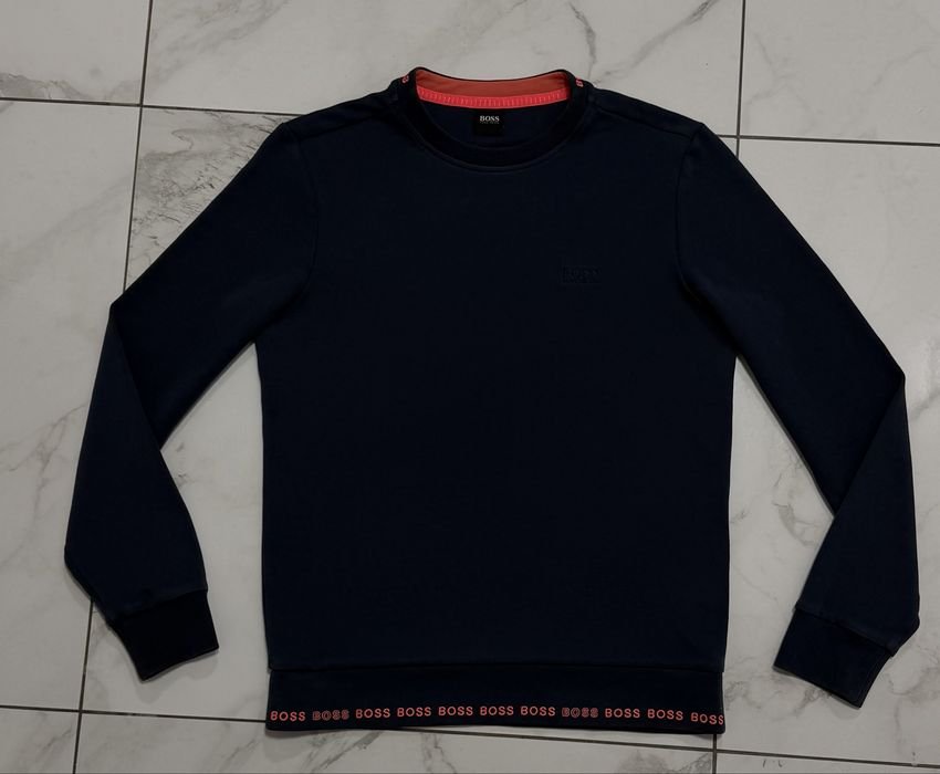 Женская Hugo Boss Свитер