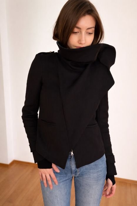 Женская Patrizia Pepe Куртка Чёрный