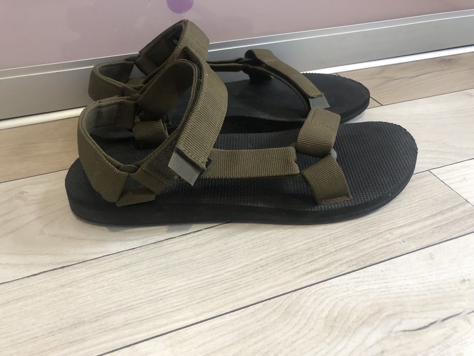 Женские Teva Сандали Хаки Ткань 45.5