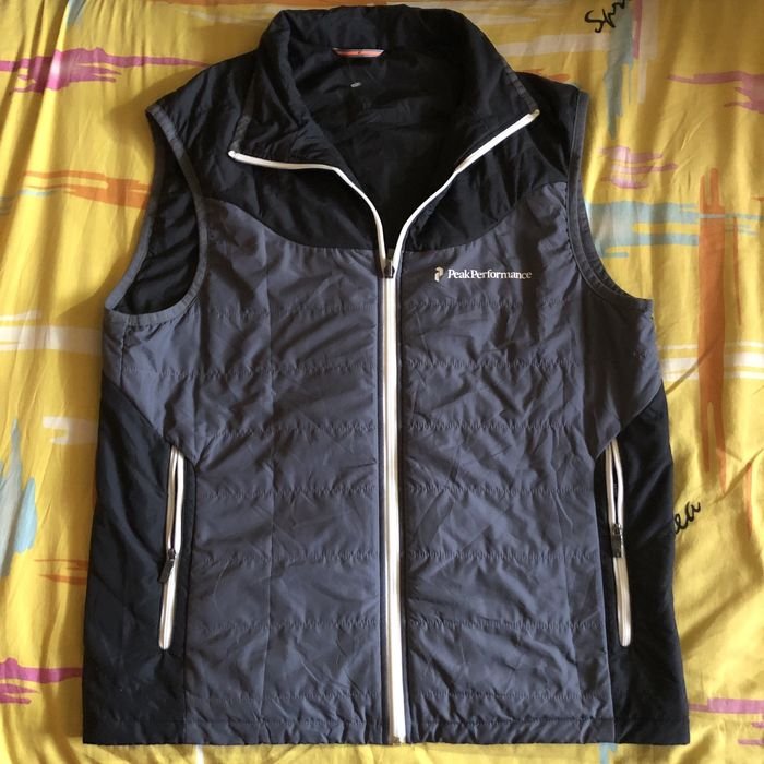 Мужской Peak Performance Жилет Серый 38