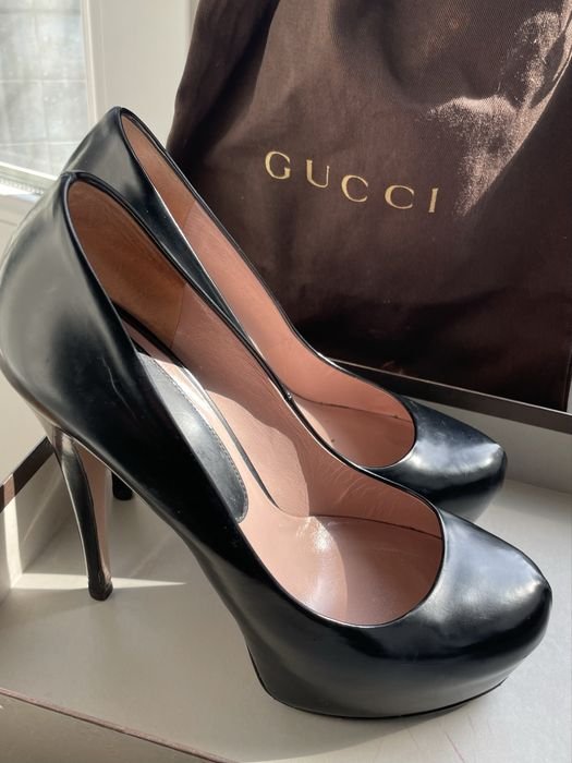 Женские Gucci Туфли Чёрные 38,5