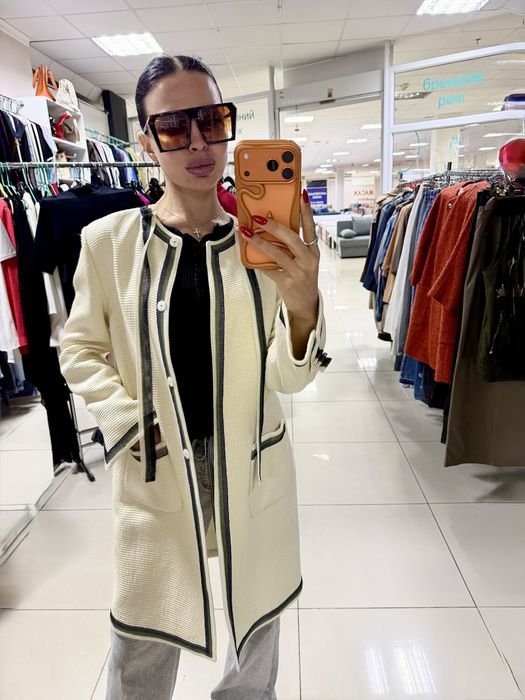 Женский Ermanno Scervino Свитер Кремовый 