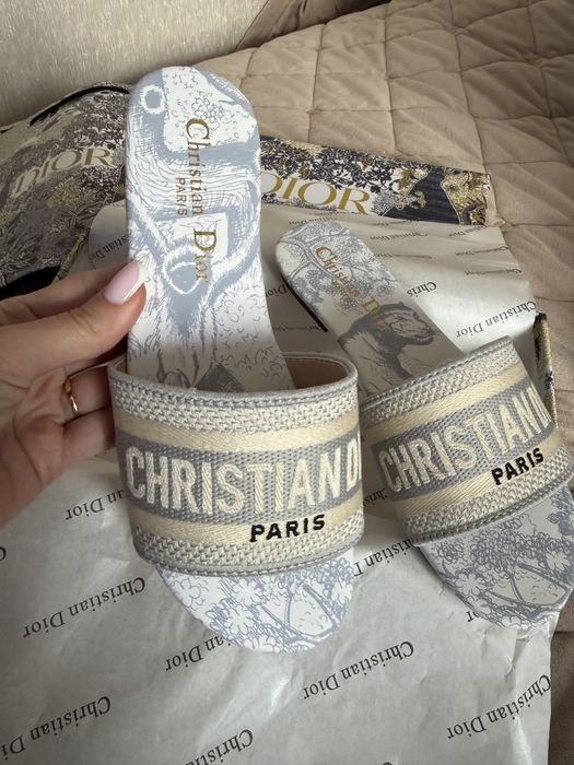 Women Dior Slippers Light