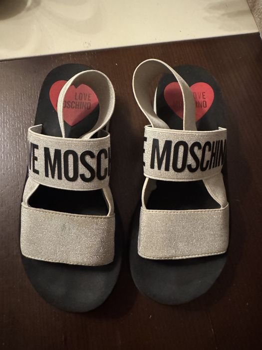 Женские Love Moschino Босоножки Серый 36