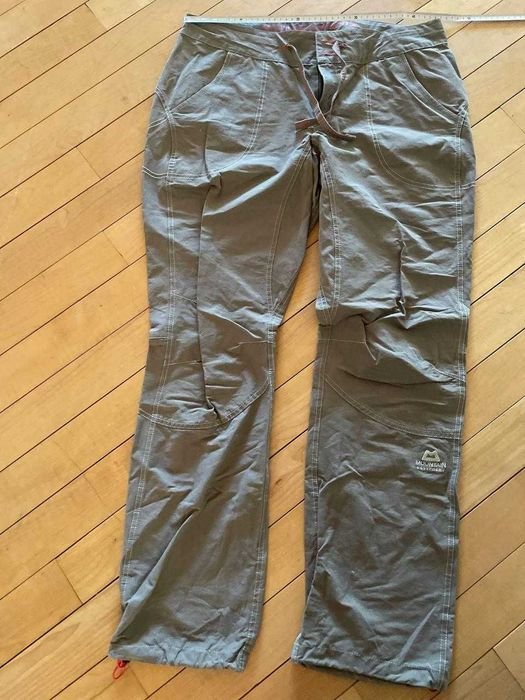 Женские Mountain Equipment Брюки Песочный Хлопок