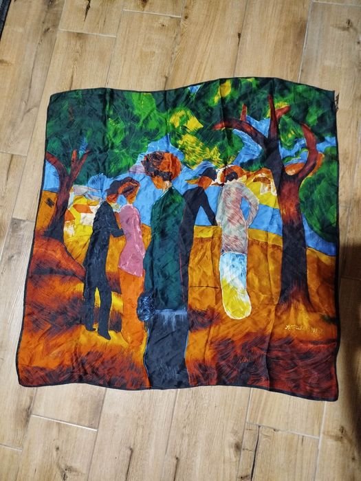 Unisex Mulberry Silk Scarf with Pattern 86x89cm