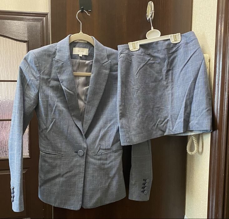 Женский REISS Костюм Чёрный 32