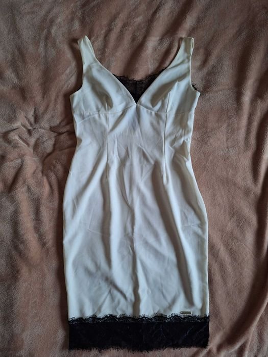 Женский Rinascimento Платье Белое 38