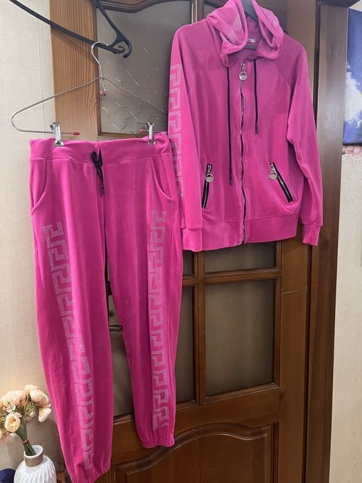 Women Versace Suit Pink Velour 40