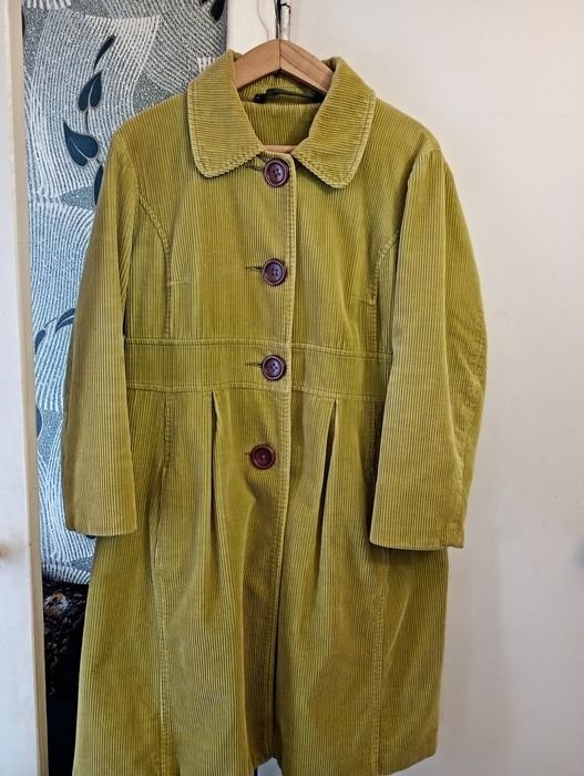 Женское Boden Пальто Зелёное L