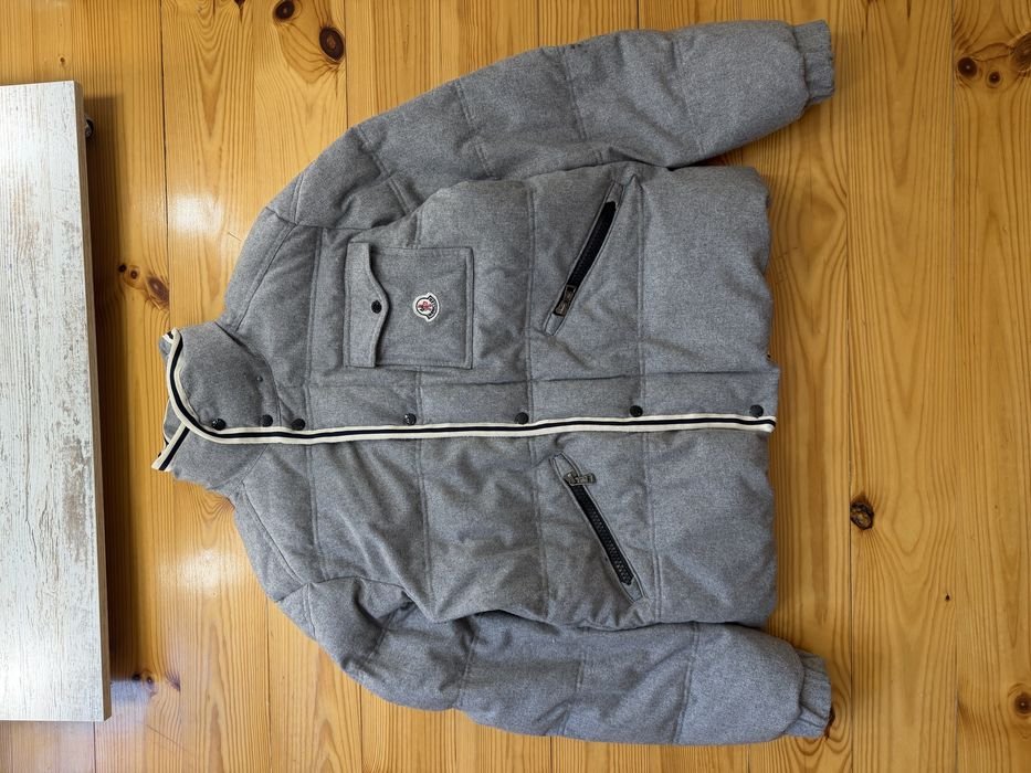 Мужской Moncler Пуховик Серый 3