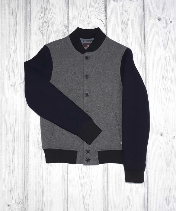 Мужской Hugo Boss Бомбер Серый Шерсть 38