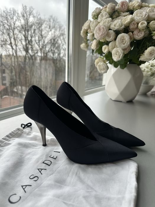 Женские Casadei Туфли Чёрные 37