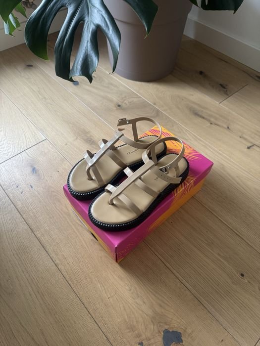 Женские Melissa+Salinas Сандали Бежевый Резина 39