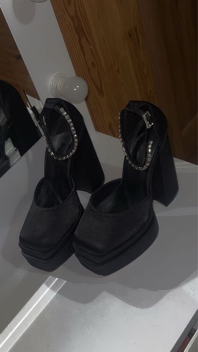 Damen Absätze Schwarz Textil 39