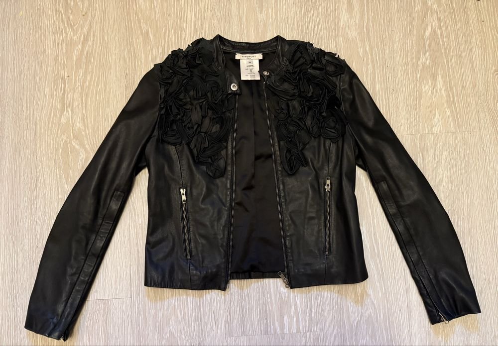 Женская Givenchy Куртка Чёрная Кожа 38