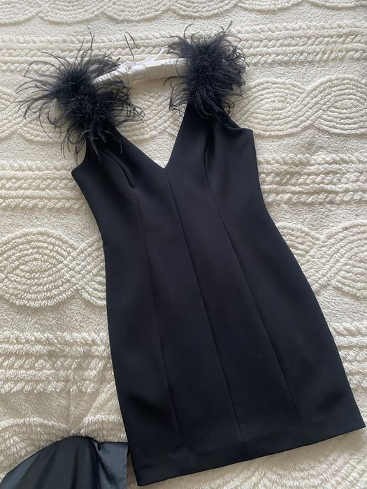 Женское Pinko Платье Чёрное 34