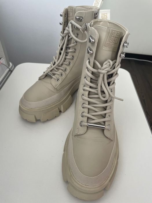 Women Steve Madden Boots Beige 37