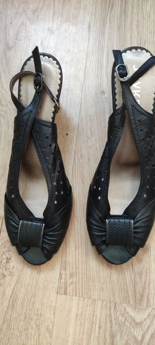 Женские Босоножки Чёрные Кожа 38