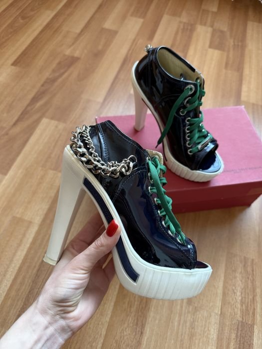 Мужской Alessandro Dellacqua Туфли Чёрные Кожа 36