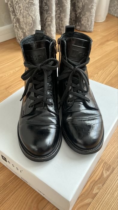 Женские Кожаные Полусапоги Чёрные 37