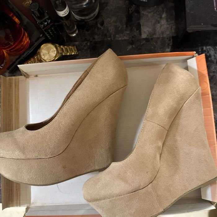 Женские Steve Madden Туфли-човники Бежевый Замша