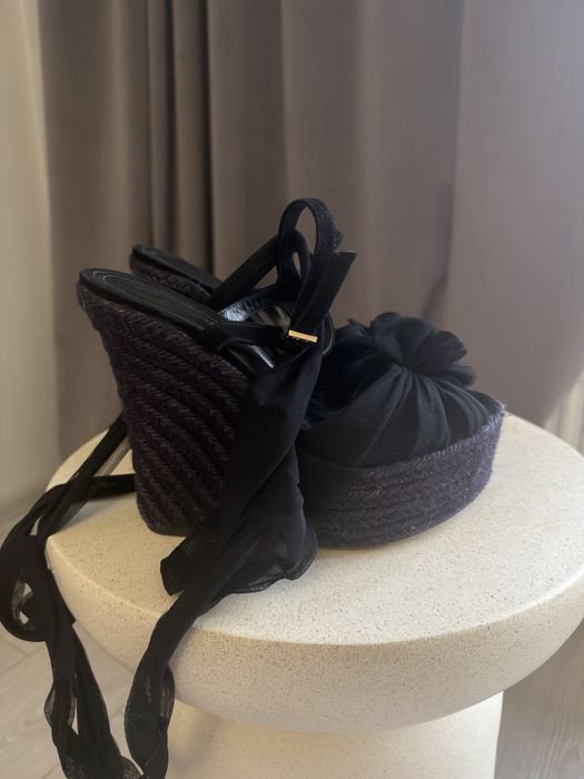 Женские Fendi Босоножки Чёрные 36