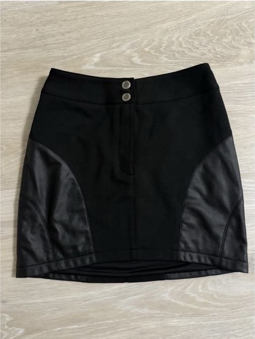 Женская Юбка Чёрная 36