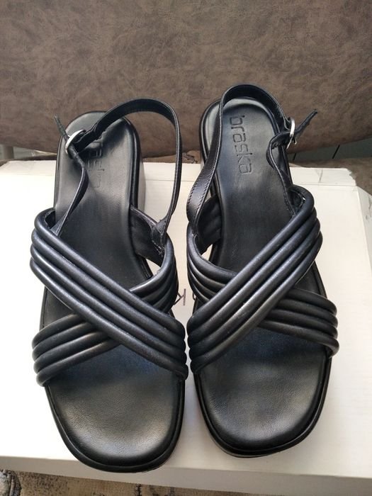 Женские Braska Босоножки Чёрные Кожа 40