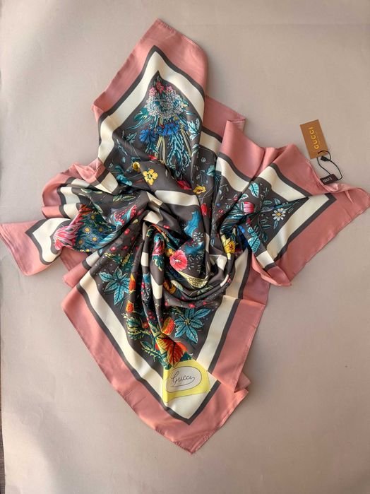 Unisex Gucci Schal Rosa Grau Seide 90/90cm