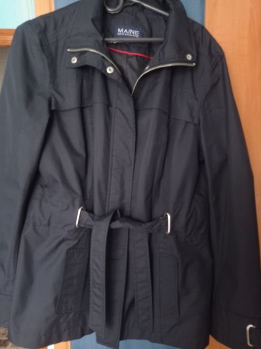 Women Windbreaker Black Fabric