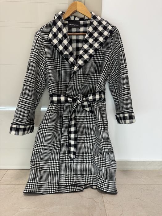 Женский Emporio Armani Пальто Чёрный 36