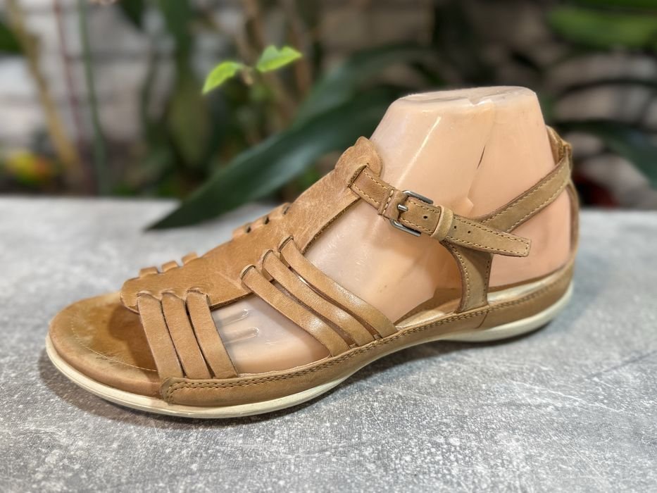 Женские Ecco Босоножки Кожа 40