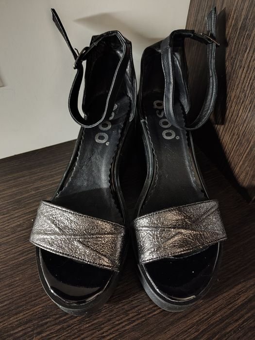 Женские Босоножки Чёрные Кожа 39