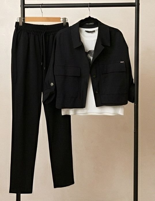 Femme Costume Noir Autre Matériau 40