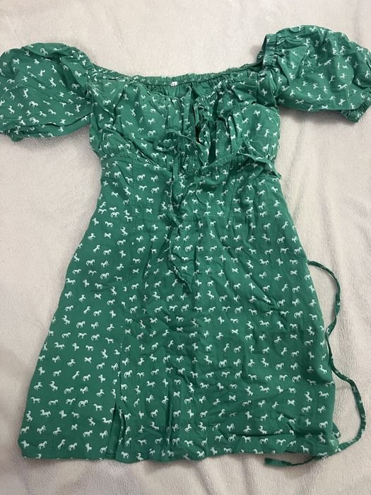 Женское Платье Зеленое 34