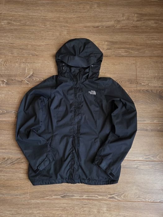 Женская The North Face Ветровка Чёрная 38