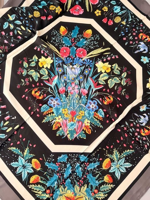 Unisex Gucci Schal Schwarz Grau Seide 90cm