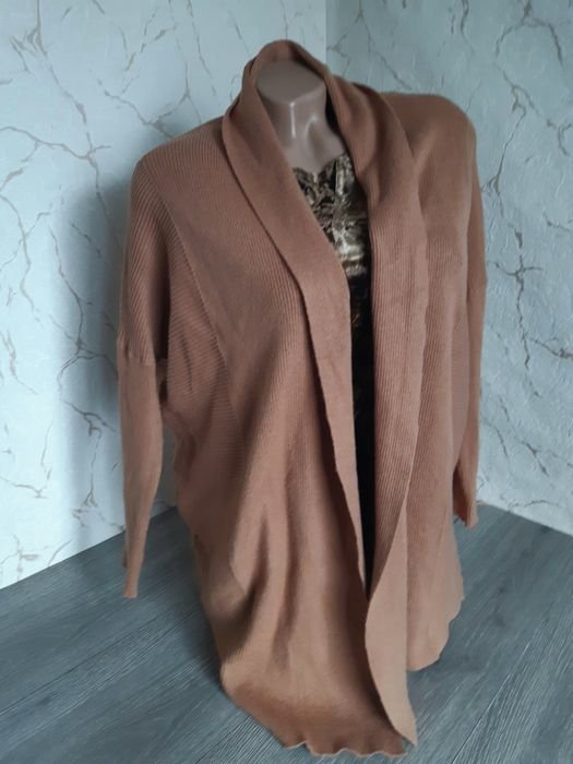 Женский Кардиган Светер Бежевый 42
