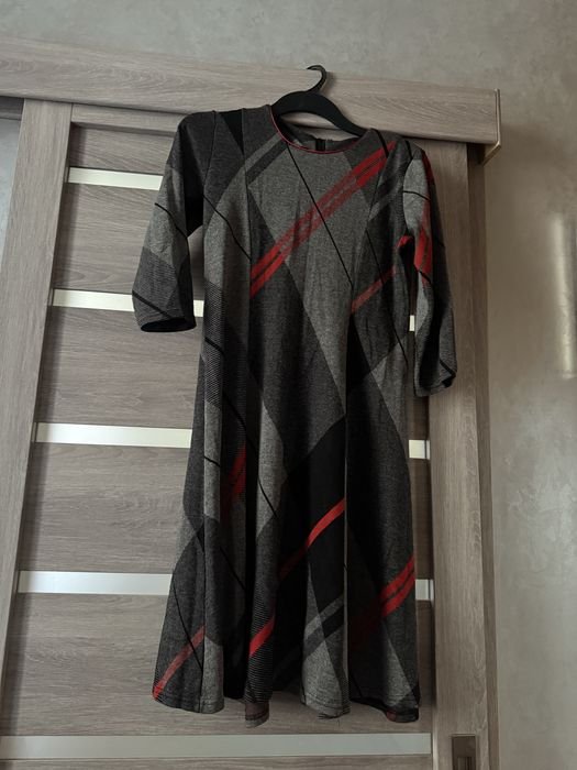 Женское Платье 44